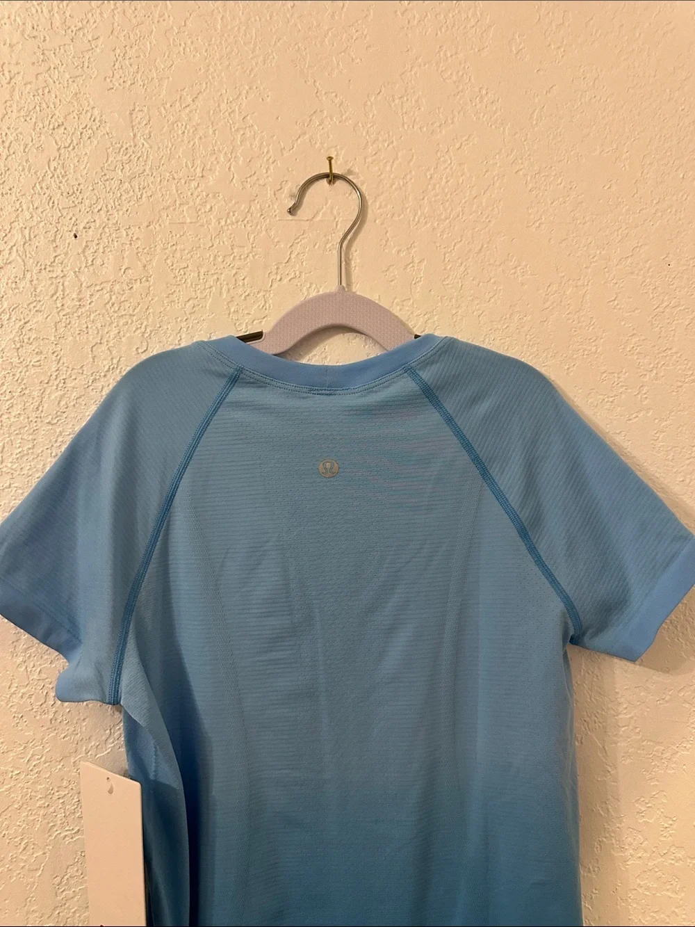 Lululemon Blue Ombré Swiftly Tech 2.0 Short Sleeve Size 6 NWT To Dye For